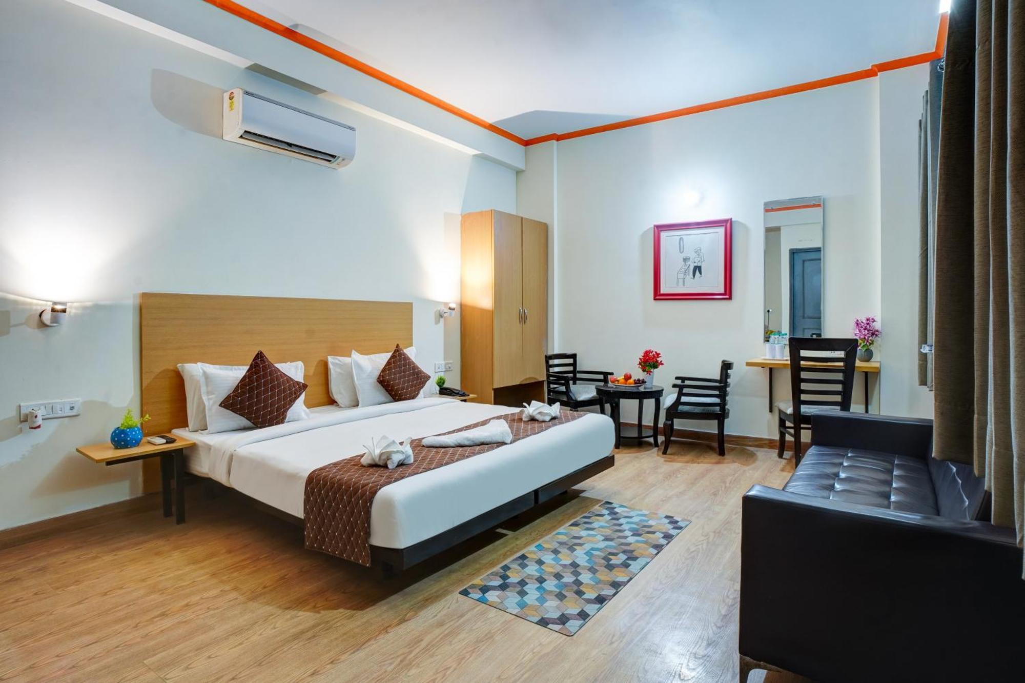 Hotel Noida Express Exterior foto