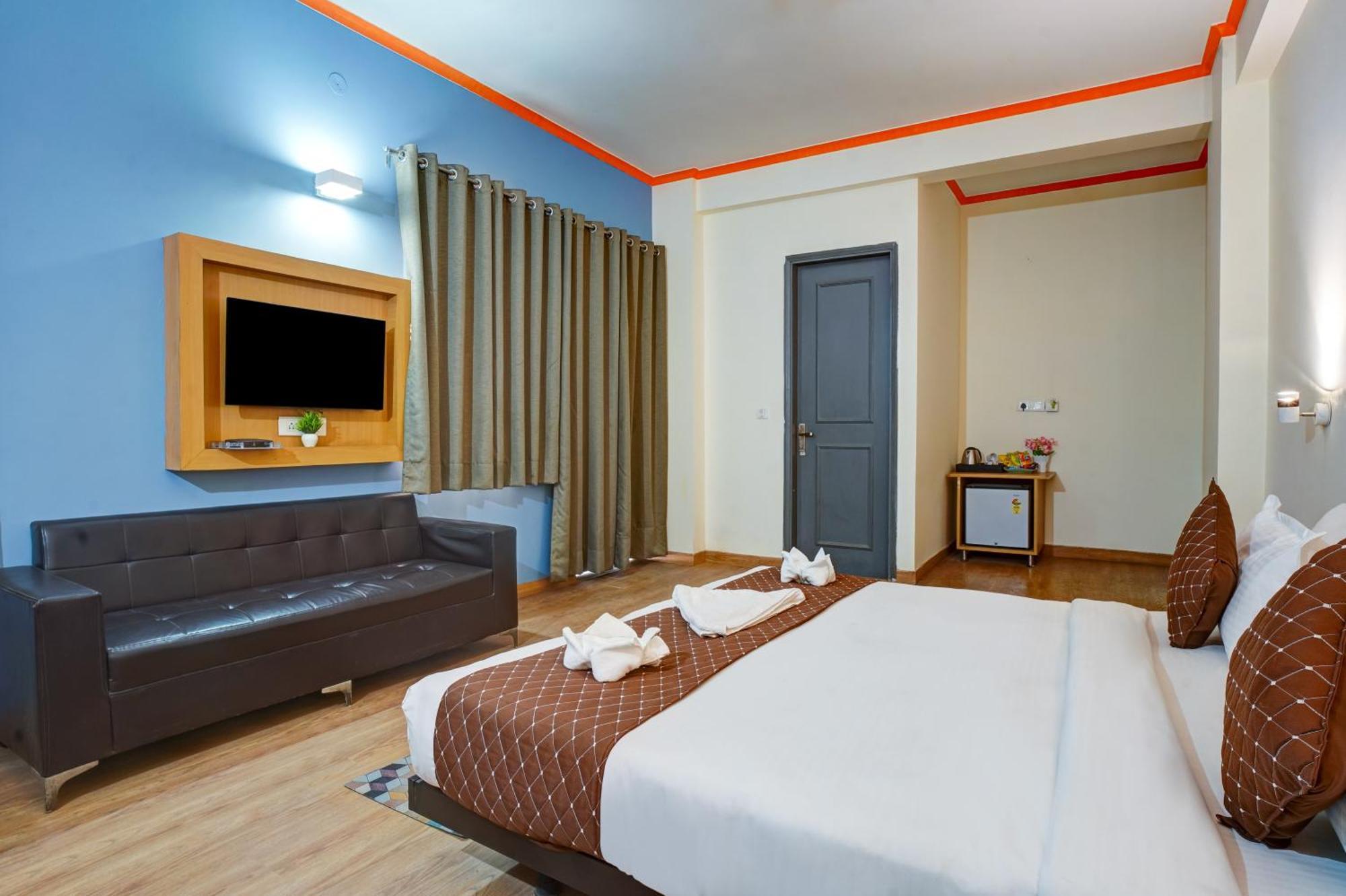 Hotel Noida Express Exterior foto
