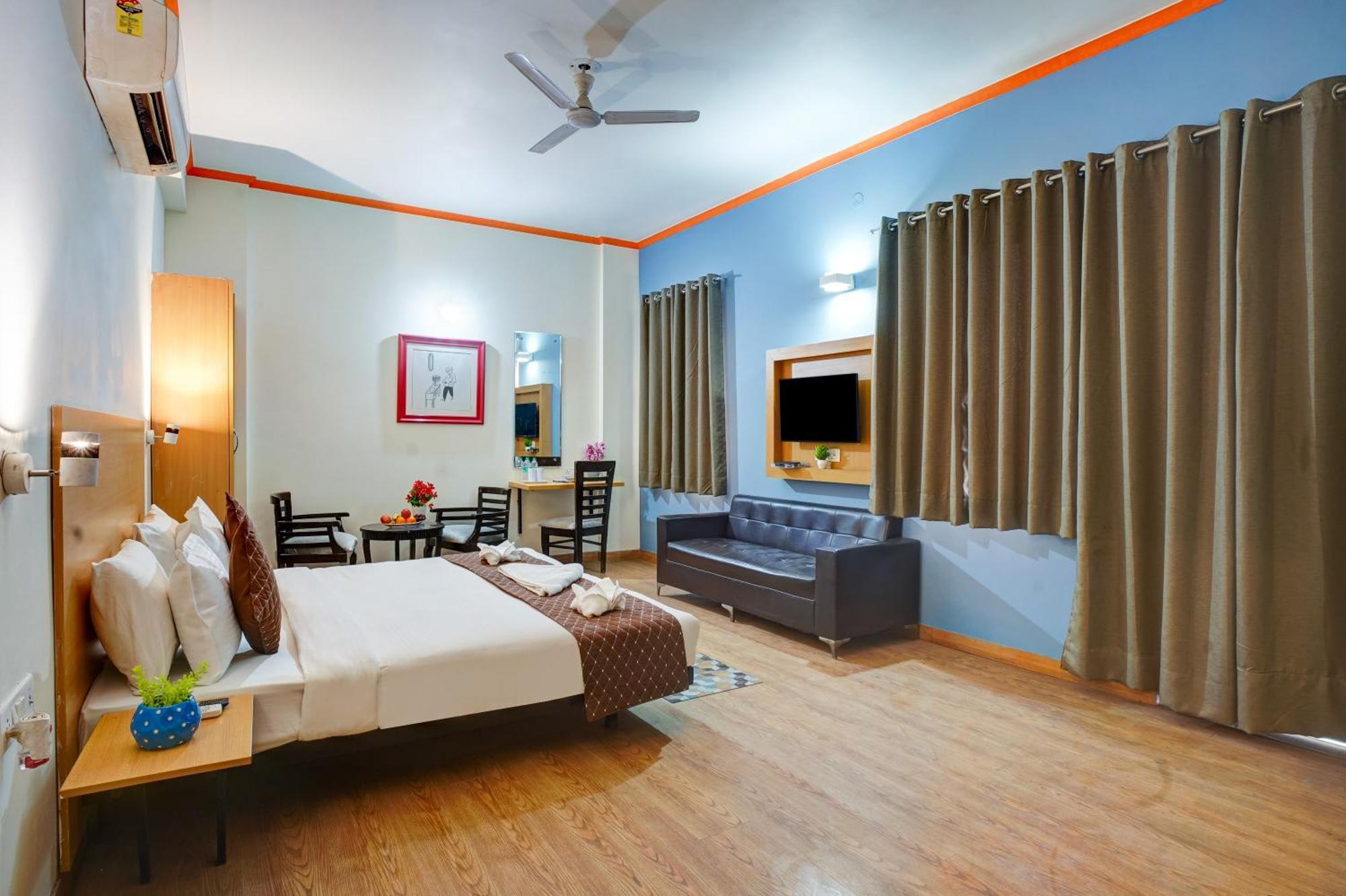 Hotel Noida Express Exterior foto
