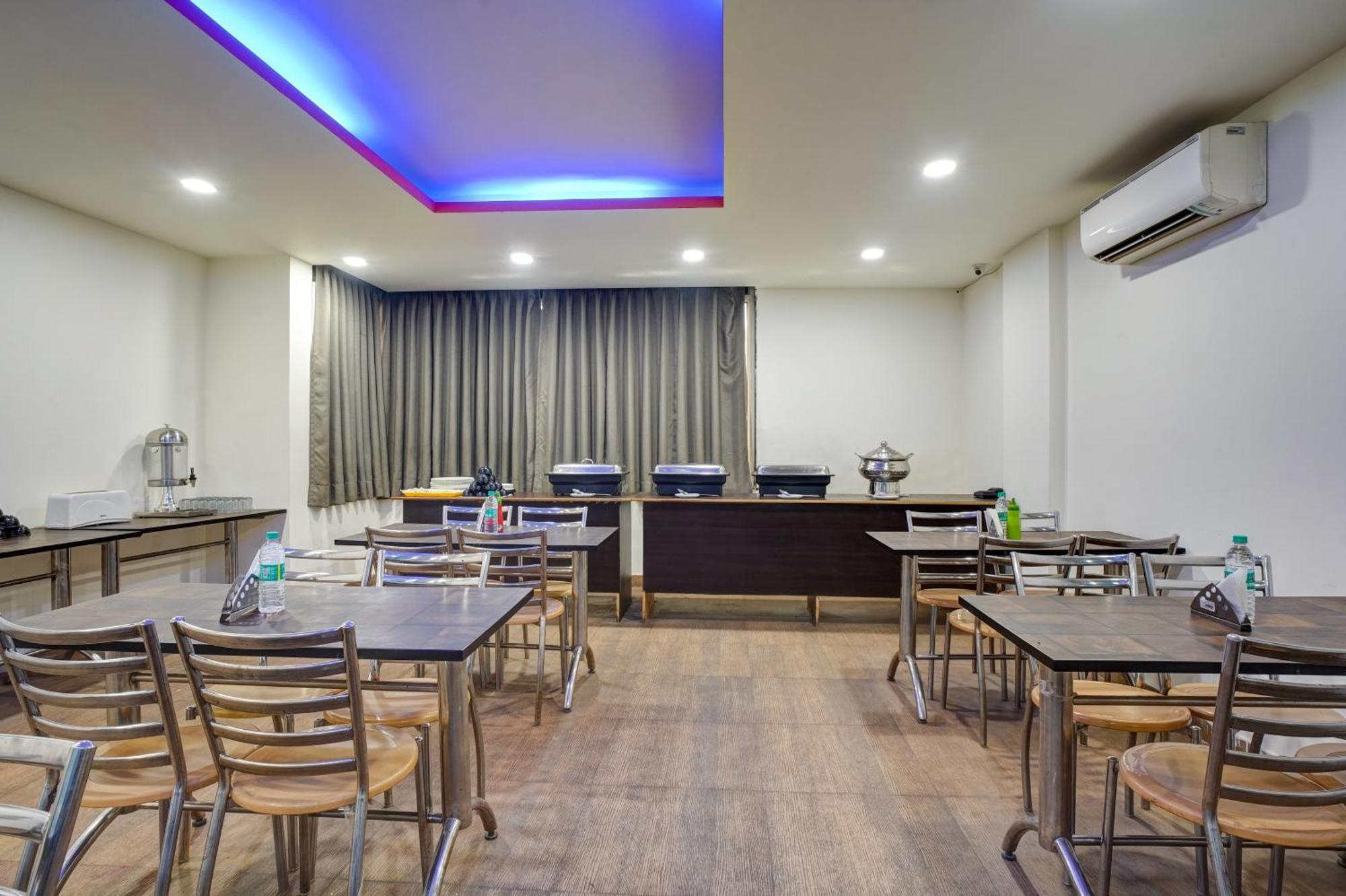 Hotel Noida Express Exterior foto